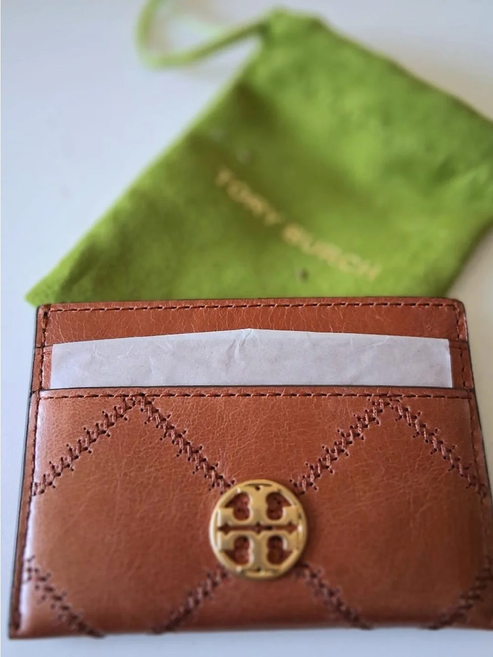 TORY BURCH KIRA DIAMOND QUILT CARD CASE W/DUST BAG DARK WHISKEY NWT
